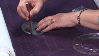 How To Quilt a Secondary Curve In Your Border Design with Kimmy Brunner from Craftsy.com