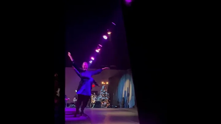Lucinda & Mario Morin- Carolina Christmas Show- 'M...