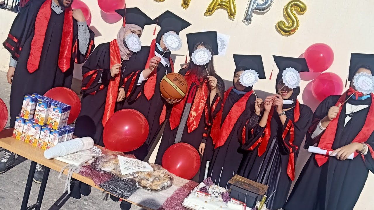 تخرج ليسانس دفعة 2020 ميدان علوم تقنيات staps النشاطات البدنية والرياضية