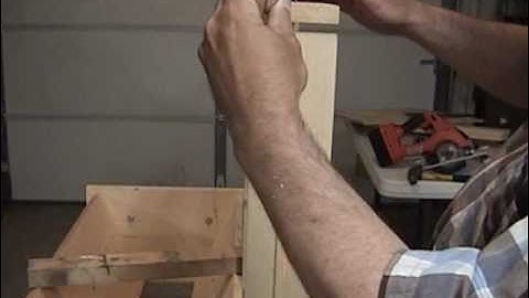 How To Build A Kenya Top Bar Hive - Part 6 - Lid