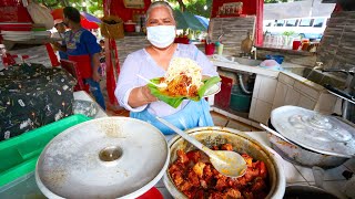 The NICARAGUAN STREET FOOD QUEEN of Granada!! Vigoron and Fritanga Tour in Nicaragua!! screenshot 5
