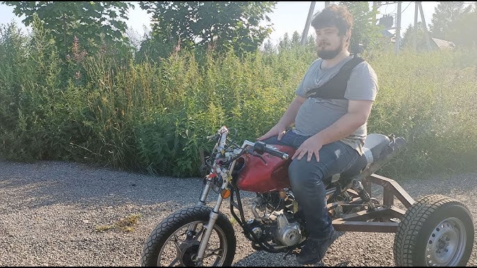 Ikki mushukli qizning ajoyib pornosi