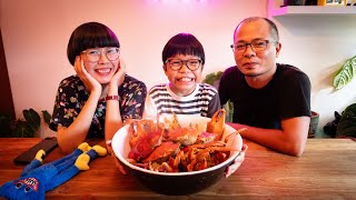 From Saigon To Singapore, For Crabs!