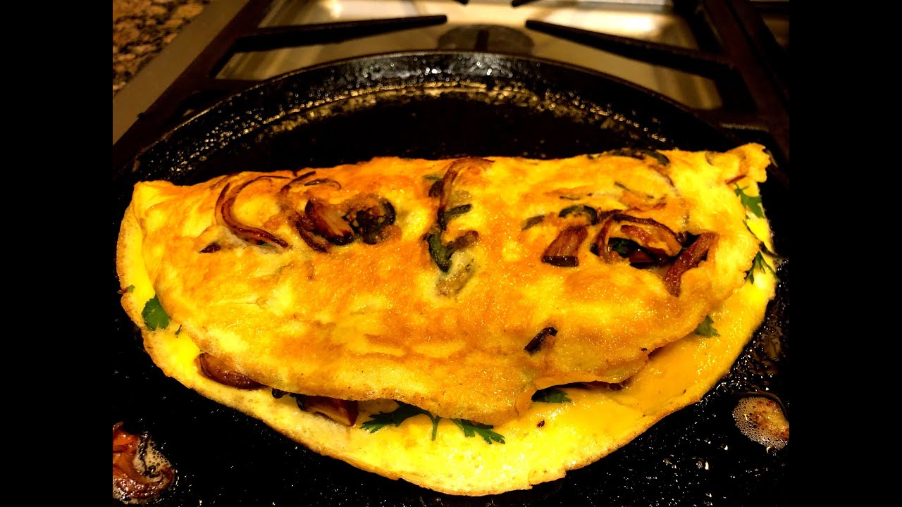 Non Stick Lodge Cast Iron Pan Omelet