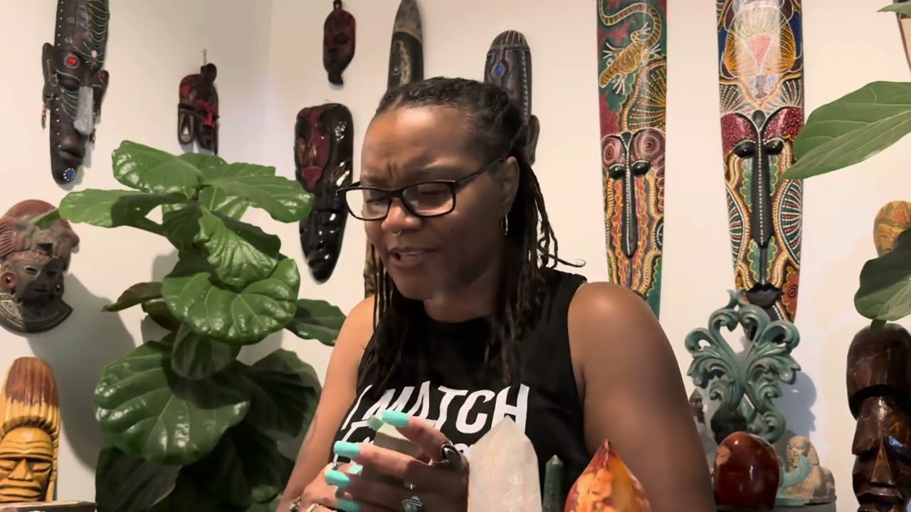 HE SHUT HER DOWN “YOU CANT DO WHAT SHE DO, YOU GOTTA BE AN ANGEL TO DO THAT”