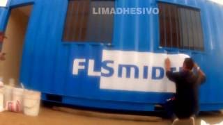VINILO ADHESIVO EN CONTENEDOR
