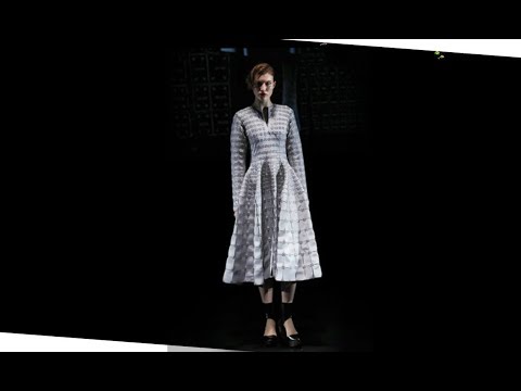 camera iphone 8 plus apk Yuima Nakazato | Haute Couture | Fall/Winter 2017/18