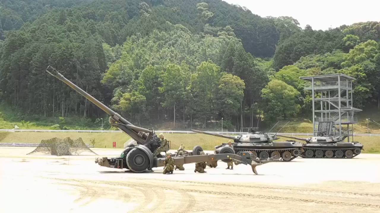 高知駐屯地記念式典　チャイコフスキー「序曲1812年」