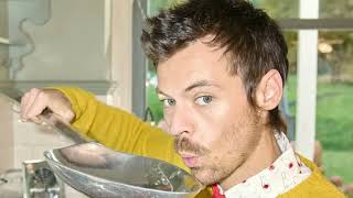 Zoë Kravitz's Secret! Harry Styles Tour Shock | Tour Review & Celeb Sightings