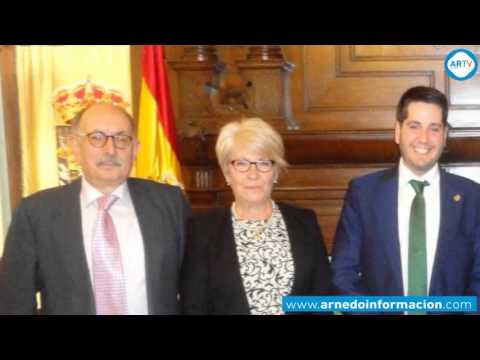 Visita del Alcalde al Centro Riojano en Madrid