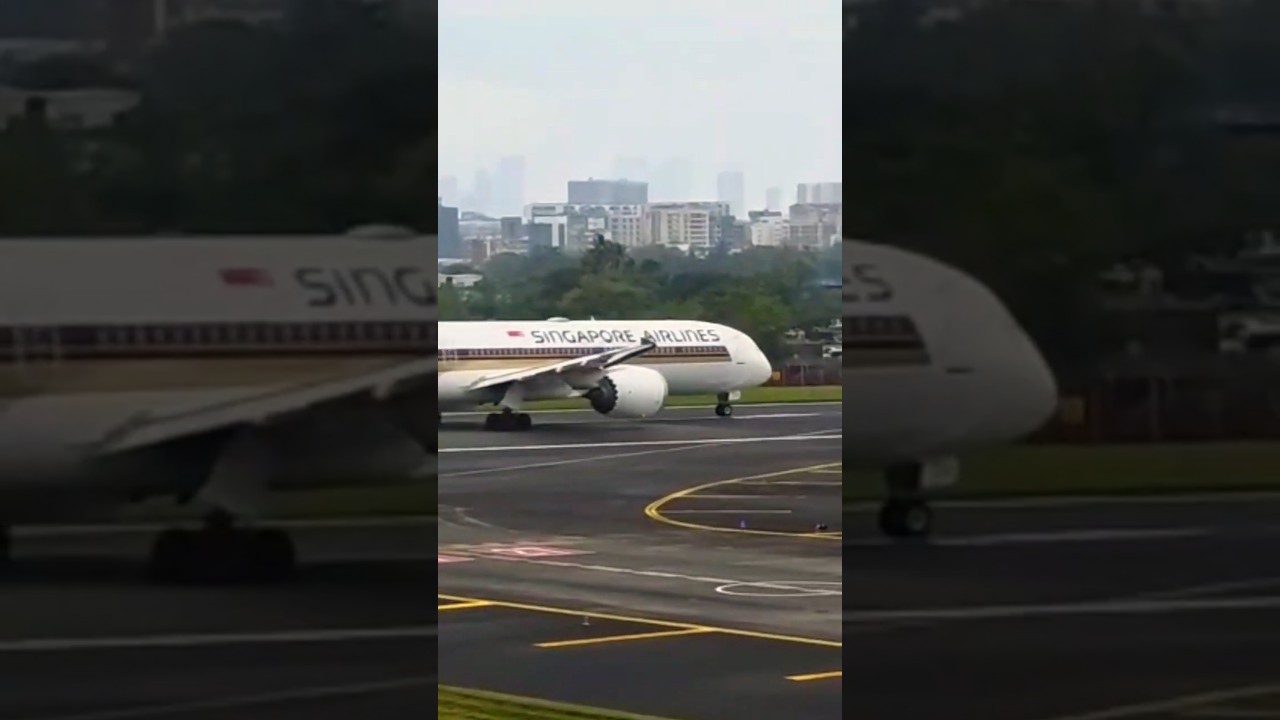 ✈️ Singapore Airlines Powerful Runway Takeoff 🔥 | Full Thrust Engine Power 