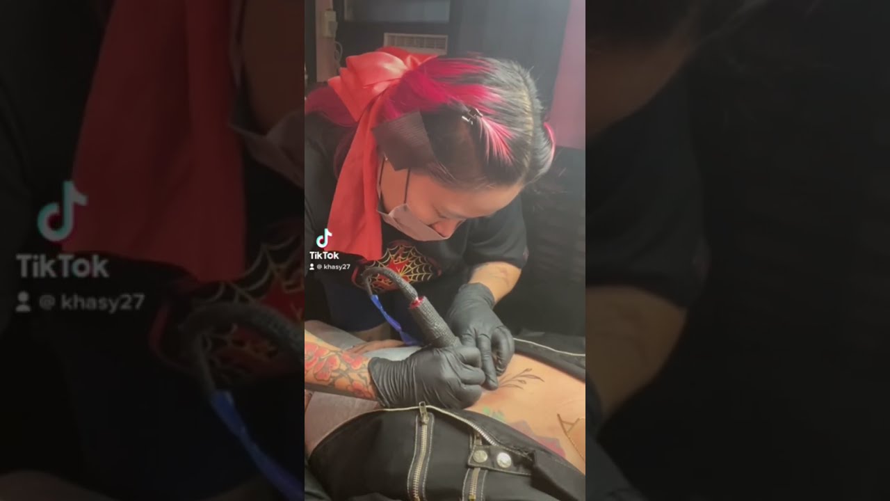 Tattoo Girl #tattoo #tattooed #khasytv #femaletattooartist
