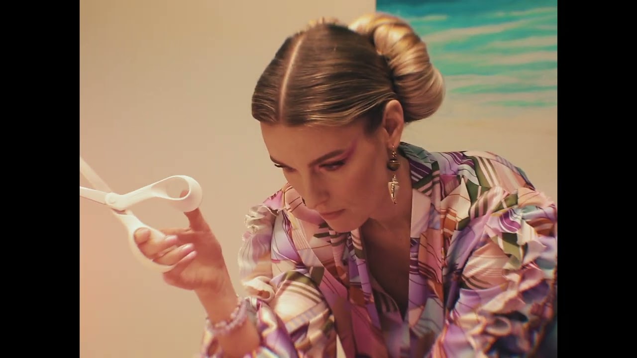 2022 Spring/Summer ALEXANDERLING campaign film