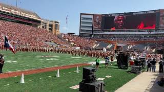 Texas Longhorn Band pre-game entrance into DKR Sep 4, 2021 Louisiana @ Texas