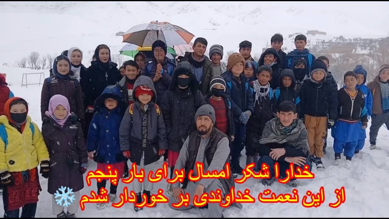 زمستان زیباترین فصل سال است. فصلی سرد و سفید که انسان ها را به هم نزدیکتر می کند