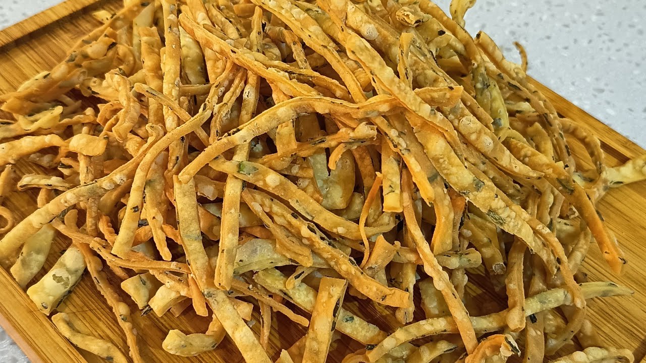 Kue Bawang tanpa Cetakan Super Gurih Dan Renyah