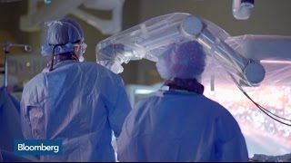 These Robots Are Revolutionizing Operating Room Procedures These Robots Are Revolutionizing Operating Room Procedures