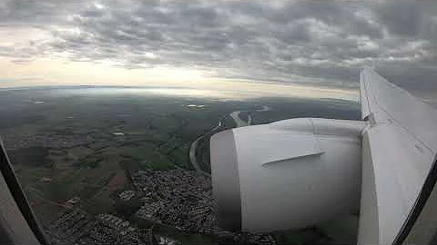 LH Dreamliner routeproving I Lufthansa Boeing 787-9 beautiful cloudy Frankfurt approach I 4K60
