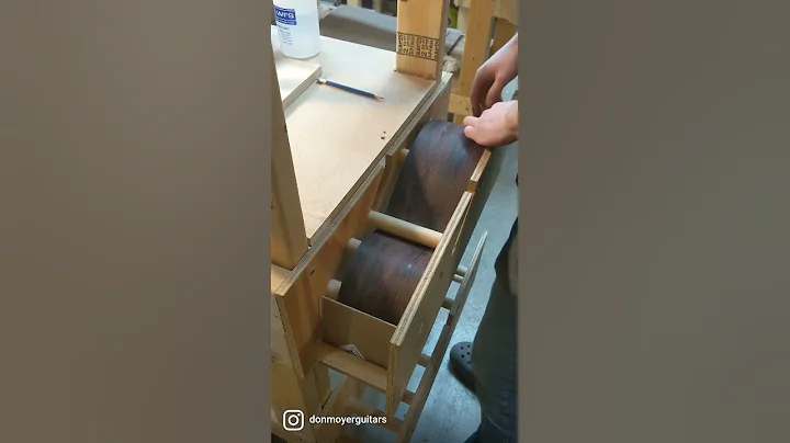 Acoustic Guitar Making - Side Bending - Donmoyer G...