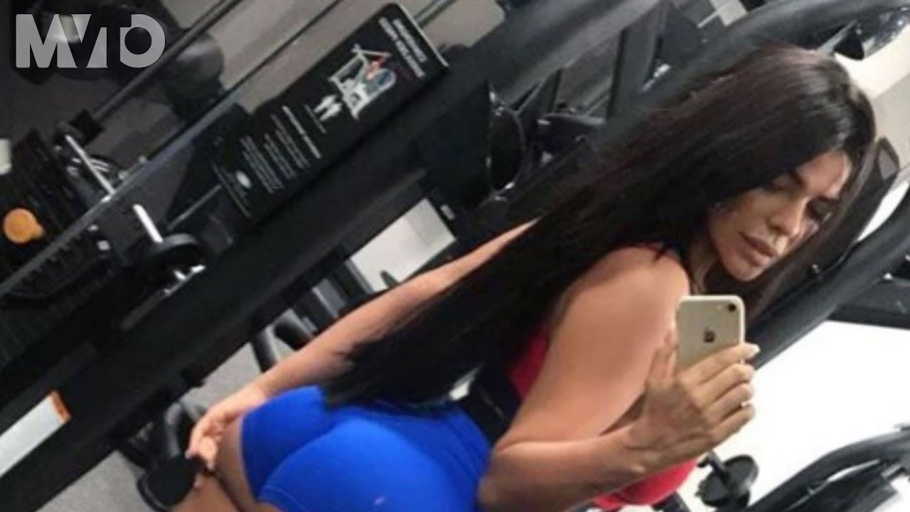 Suzy Cortez enseñó y meneó el BumBum en un sexy short | The MVTO