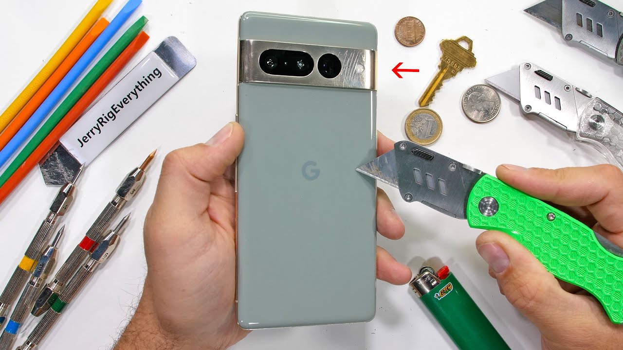 ⁣Google Pixel 7 Pro – the big ‘bump’ has a few big problems….