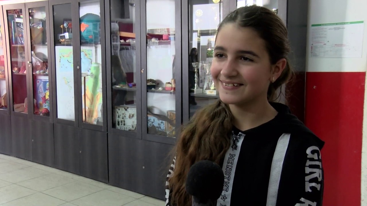 Učenici oslikali svoju školu od poda do plafona