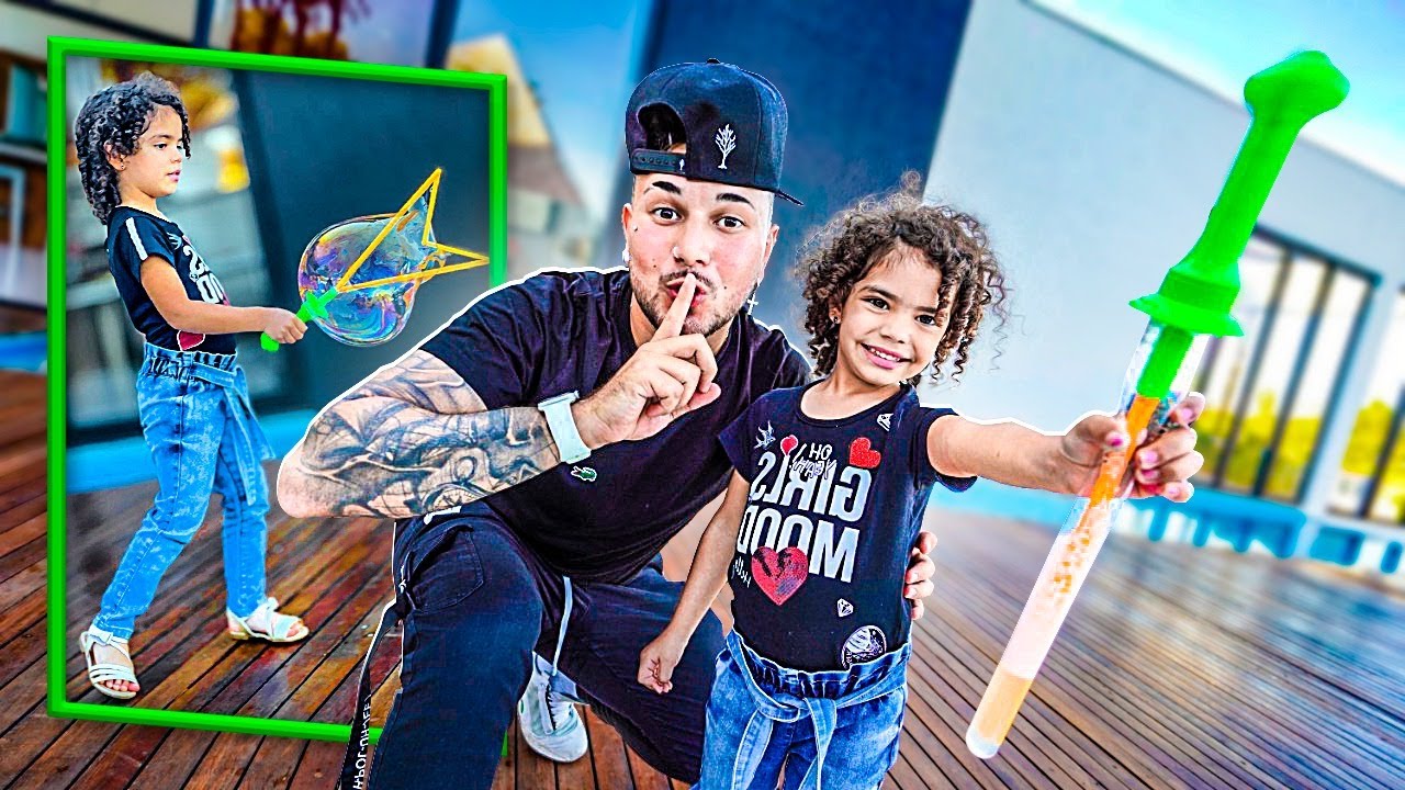 DEI UM PRESENTE PRA PEROLA REIS!!  * ela amou *