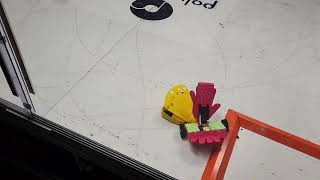 Cheesy Doom vs Die Five   Robot Ruckus 2024   Camp Witch Doctor bot battle! Maker Faire Olando