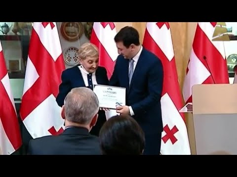 პარლამენტის თანამშრომელთა დაჯილდოება