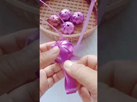 พับเหรียญโปรยทานลูกส้ม
