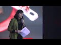 The sustainable fashion talk: ¿Realmente hacemos algo? | Elizabeth Salim. | TEDxParqueLaLoma