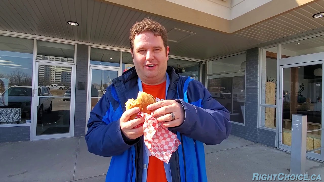 Burger Cafe & Beyond burger review
