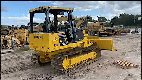 2004 KOMATSU D31PX-21 For Sale