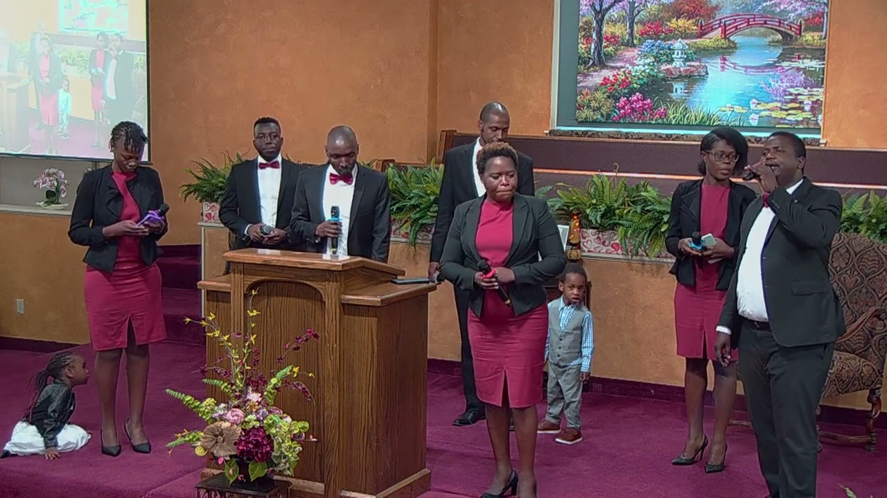 The Golden Singers - Nitie Ber Kuonde Duto (Dholuo) - Mimi Ni Mnyonge (Swahili)