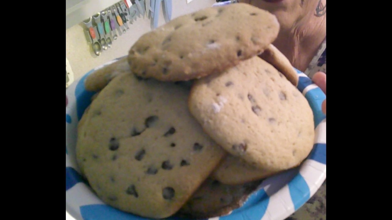 King Size Chocolate Chip Cookies