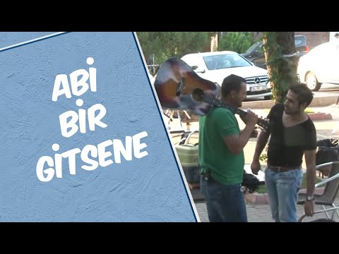 Mustafa Karadeniz - Abi Bir Gitsene