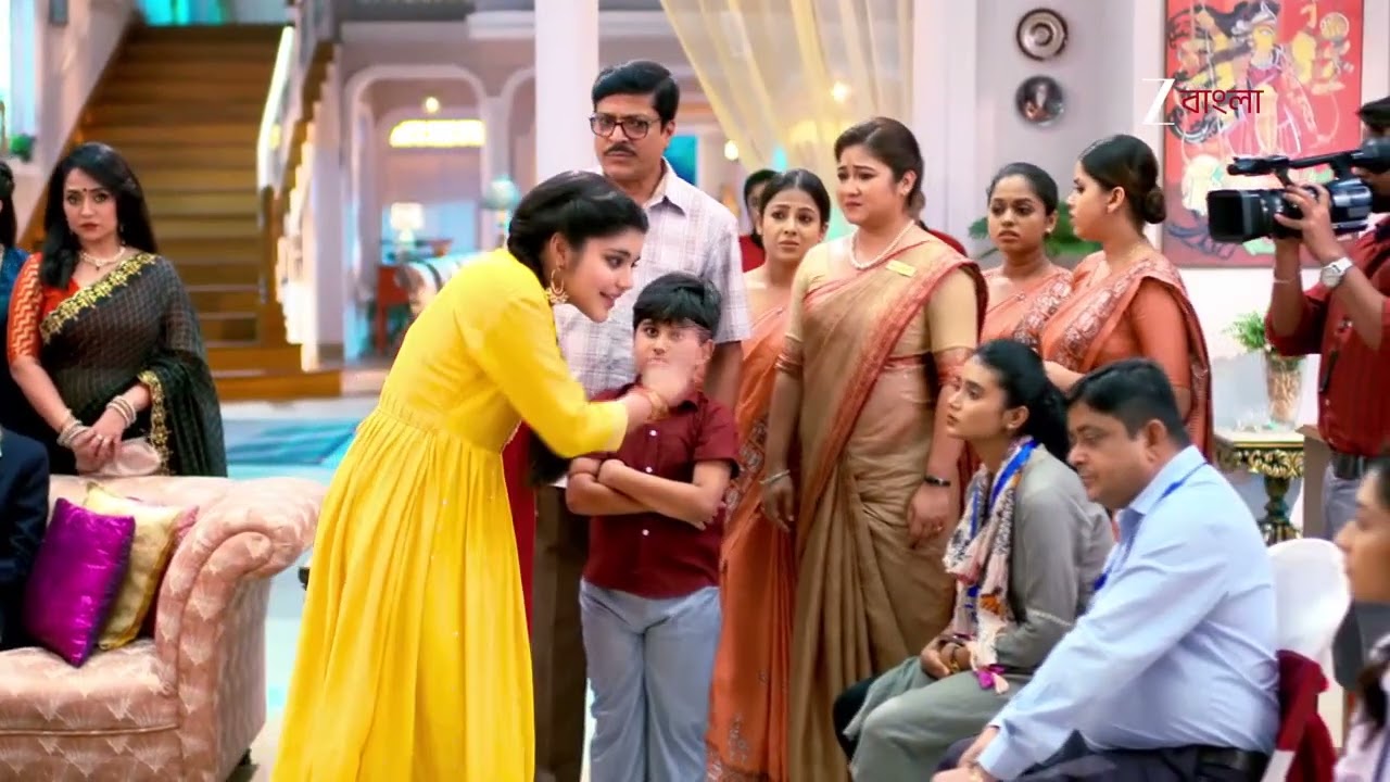 Kusum | কুসুমের এই ব্যবহারের কী শাস্তি দেবে ইন্দ্রাণী ?