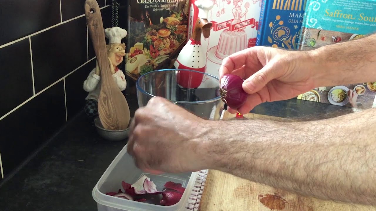 Learn how to correctly chop an onion - YouTube