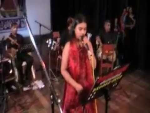 GEETH MADHURI MUSICAL SHOW 2011[Sri Lanka]-Na Koi ...