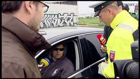 Nová móda : Vodiči majú majáky, aj keď nie sú policajti