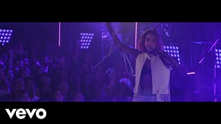 Смотреть клип Paty Cantú - Suerte (En Directo)