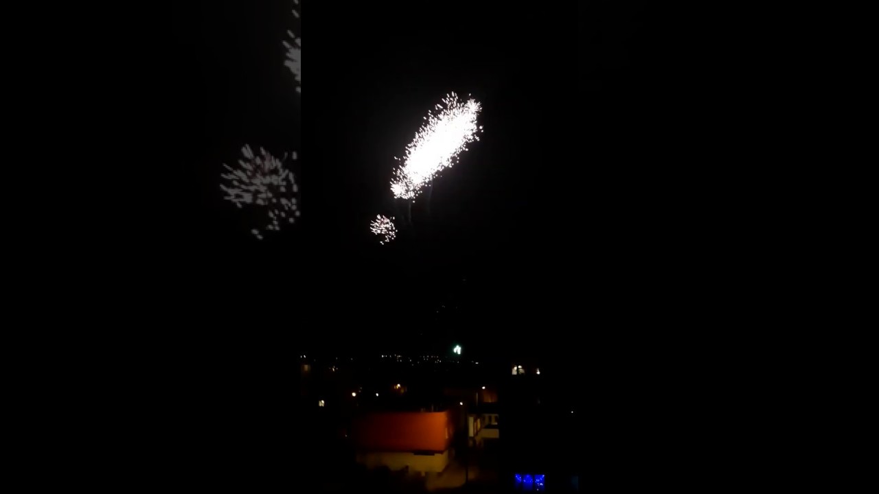 F2S25 Sky Beauty - Pyro Moravia