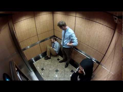 awkward-elevator-(vegas)