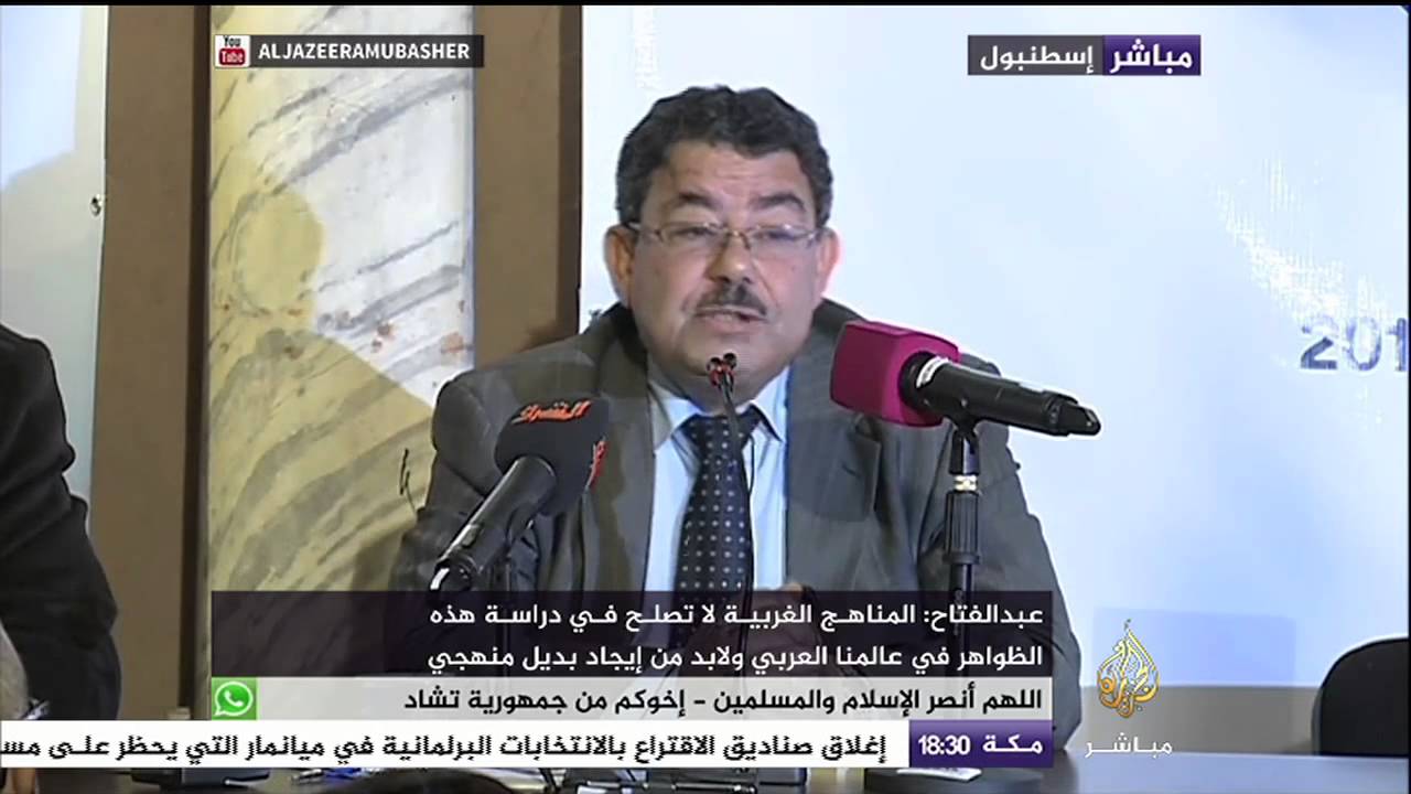 سيف عبدالفتاح: ما يحدث ليس تأميما الدولة لدين ولكنه اغتيال للدين وقتل للسياسة بعد "اغتصابها"