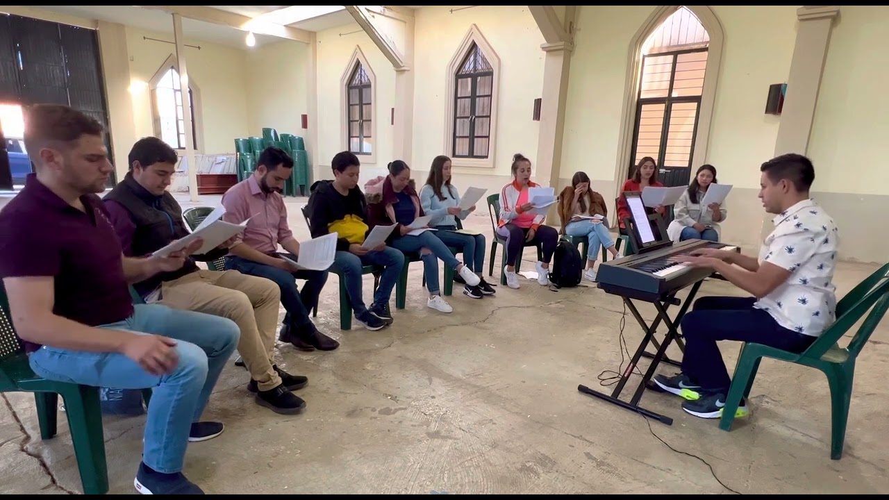 Santo- Marco Frisina- Ensamble Coral De Los Altos