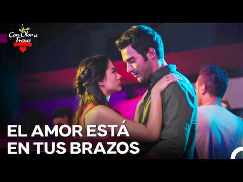 Su Amor Por Aslı No Cupo En Un Solo Ramo 💐- Con Olor a Fresas