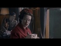 The Crown 2x05 - Philip makes fun of Elizabeth's hair