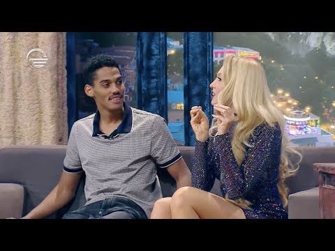 ოლია პოლიაკოვა და მაქსიმ ეჟოვი სტუმრად ღამის შოუში