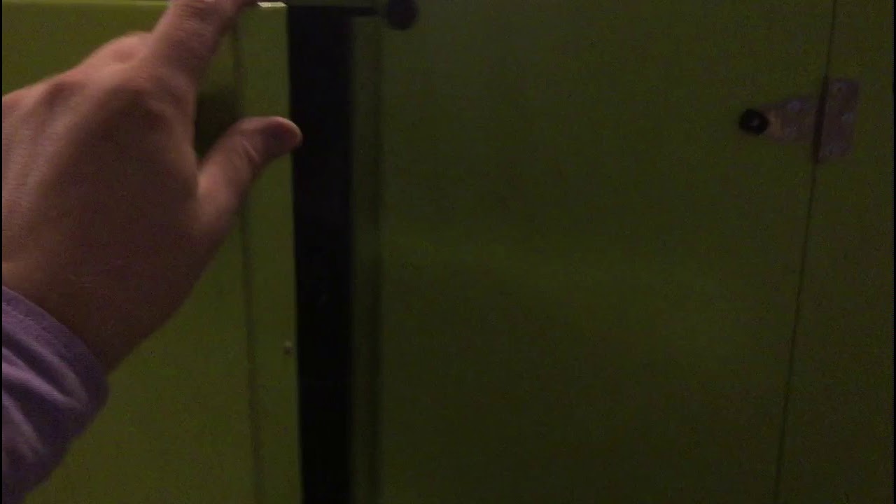 Звук работающего дизель генератора PRAMAC GSW220P (160 кВт) - YouTube