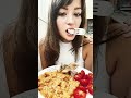 Обедаем вместе #едаялюблютебя #еданакамеру #mukbang #мукбангроссия #рекомендации